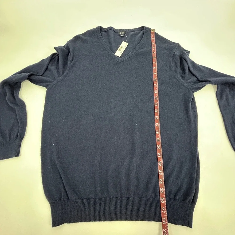 J. Crew Sweater Men's Large Navy Blue V-Neck Cotton Cashmere Blend NEW‎
